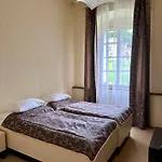 Chateau Liblice Отель Бушице