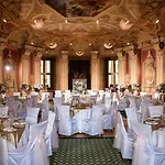 Chateau Liblice Отель