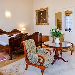 Chateau Liblice Бушице