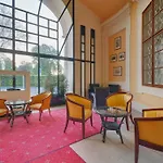 Chateau Liblice Отель Бушице