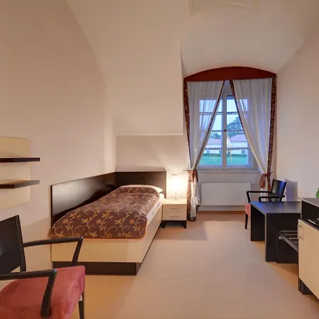 Chateau Liblice Hotell Byšice