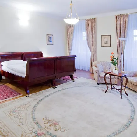 Chateau Liblice Hotell Byšice